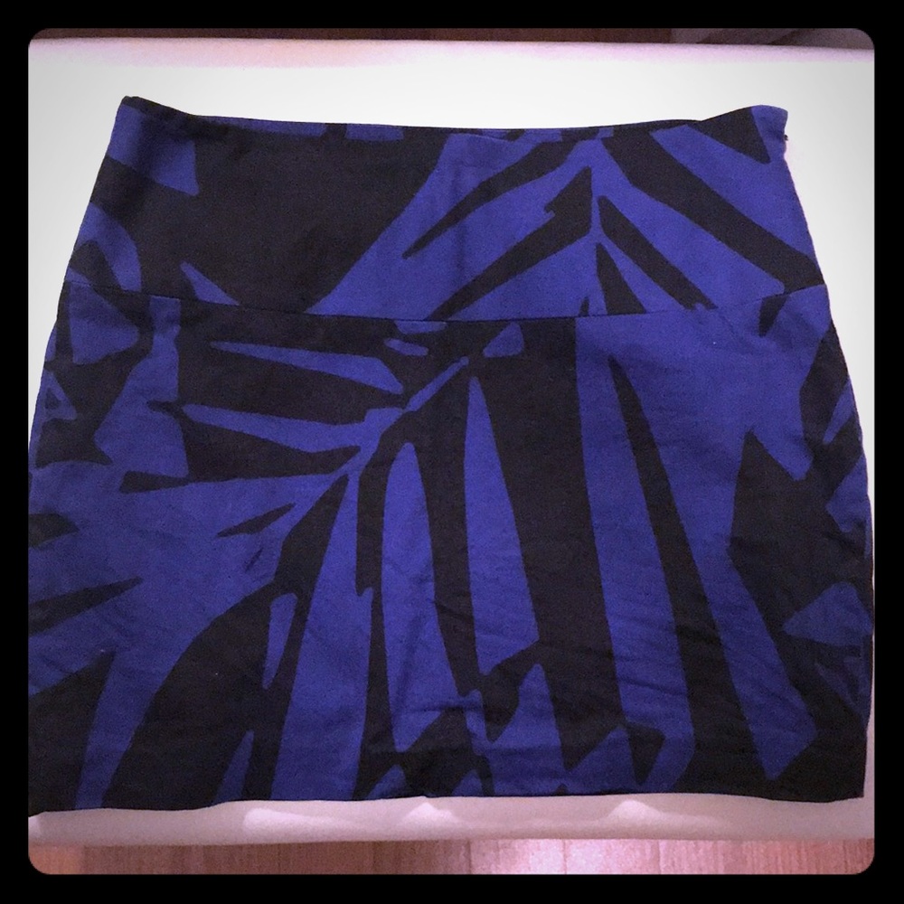 Express navy mini skirt size 0
